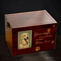 2 pet urns front page.webp